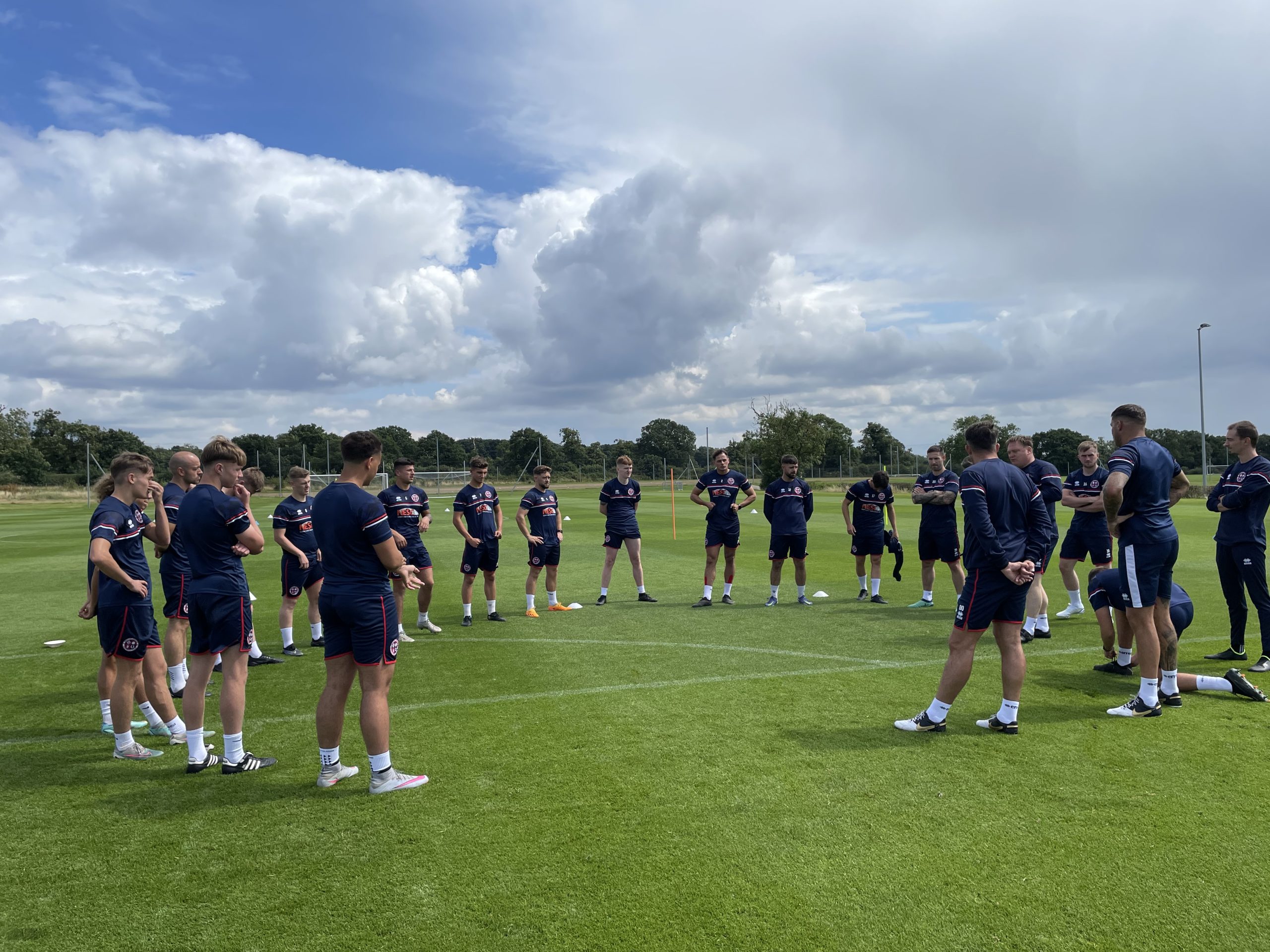 Read more about the article Moor Farm training camp continues with Stocksbridge clash