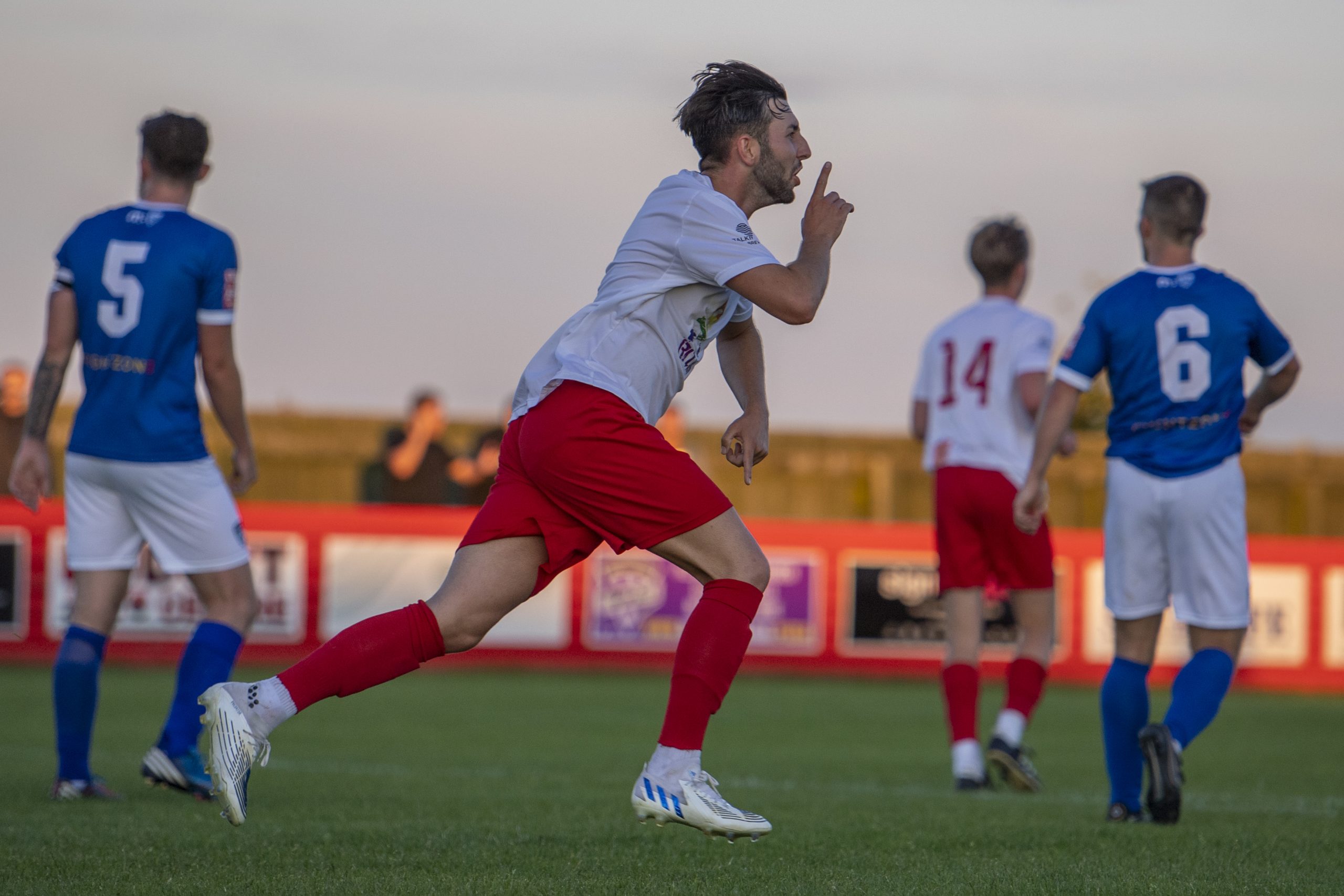 Redcar Athletic v Whitby Town-73