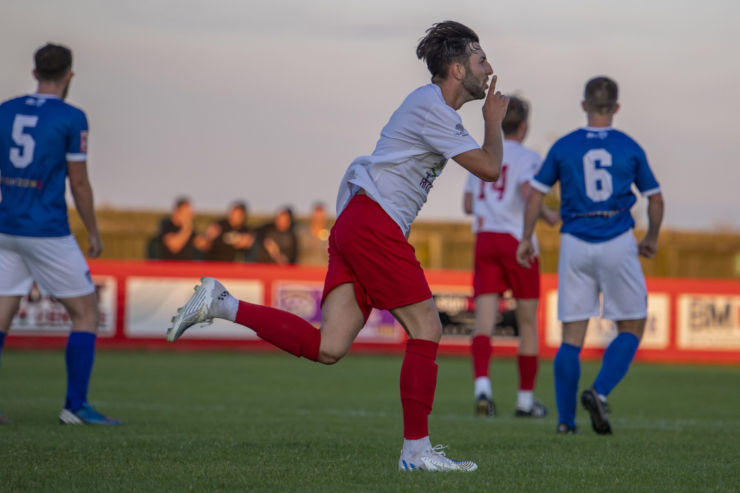 Redcar Athletic v Whitby Town-74