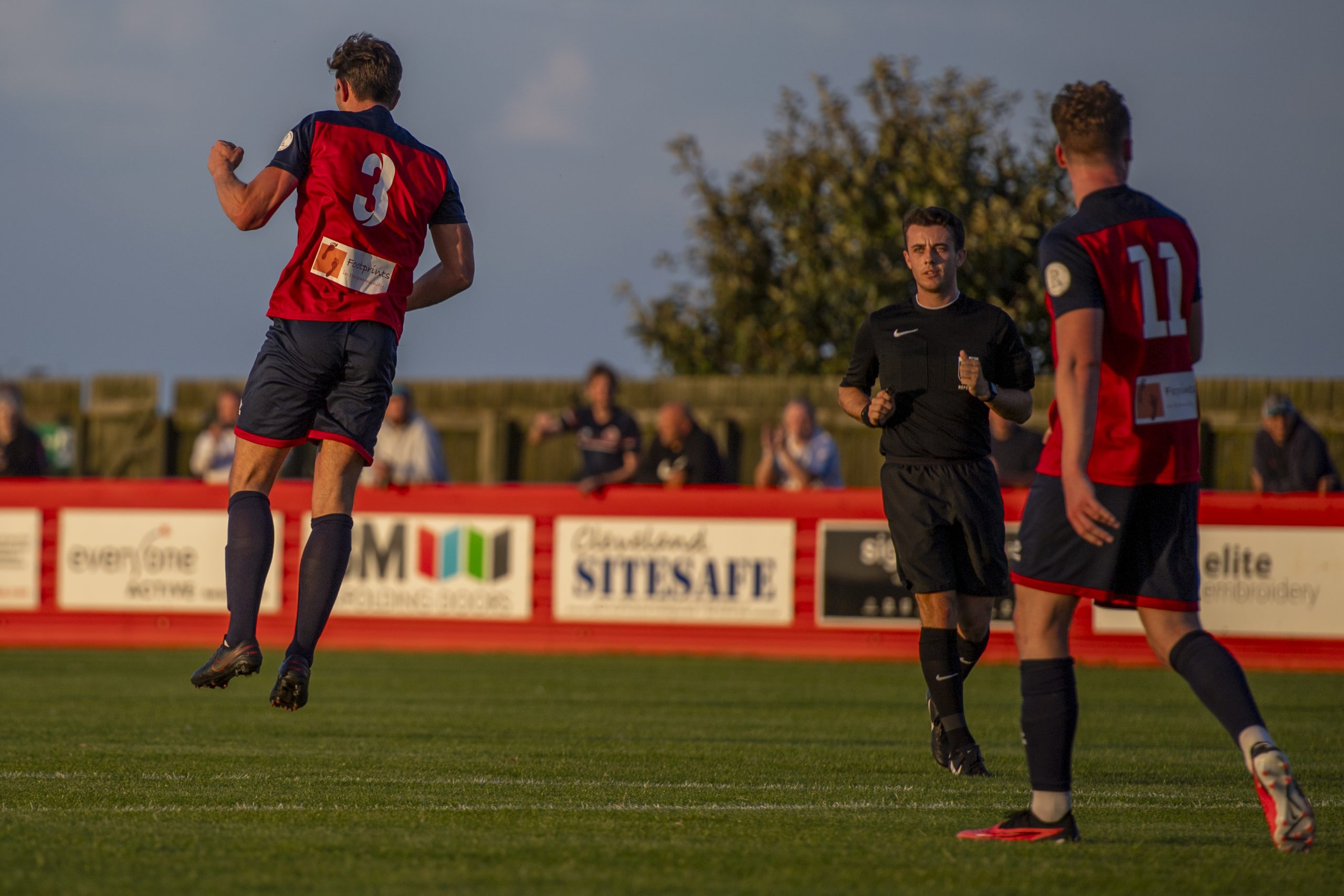 Redcar Athletic v Northallerton Town-67