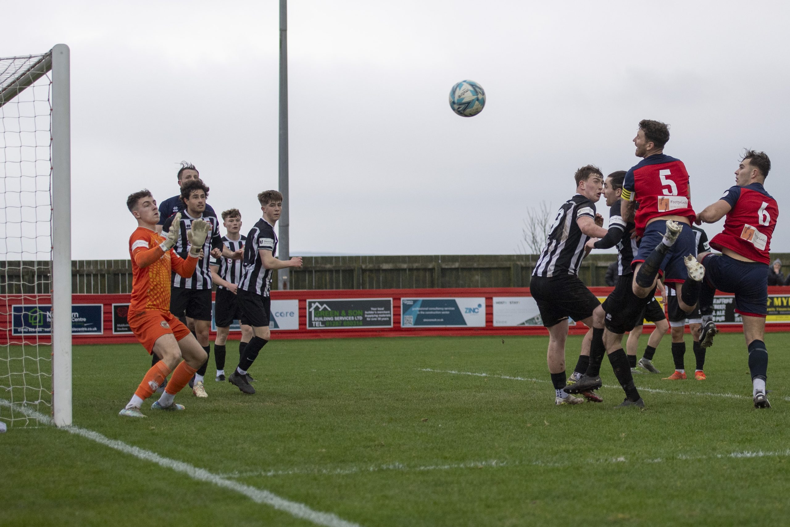 Redcar Athletic v North Sheilds-64