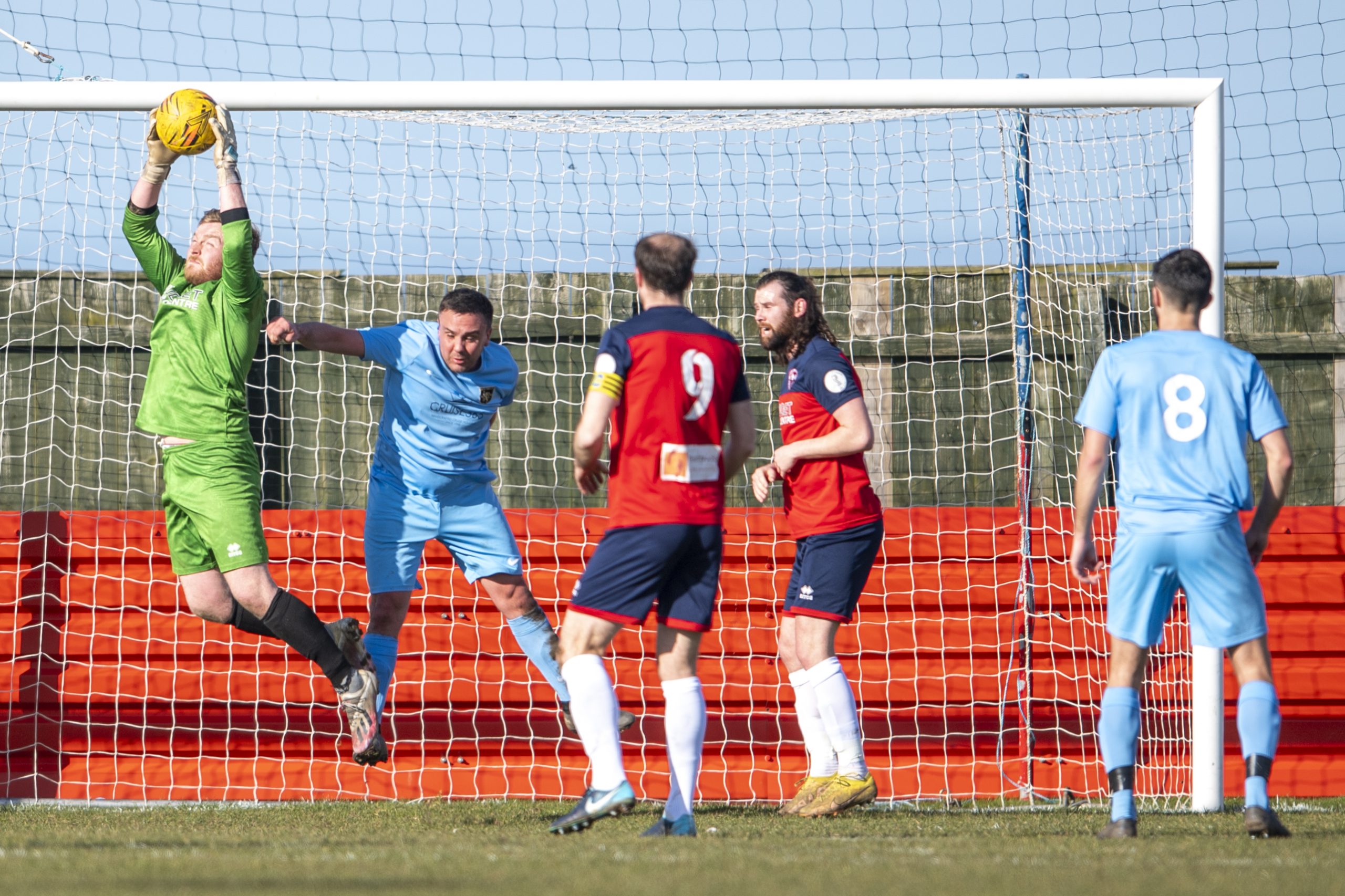 Redcar Athletic v Crook Town -59
