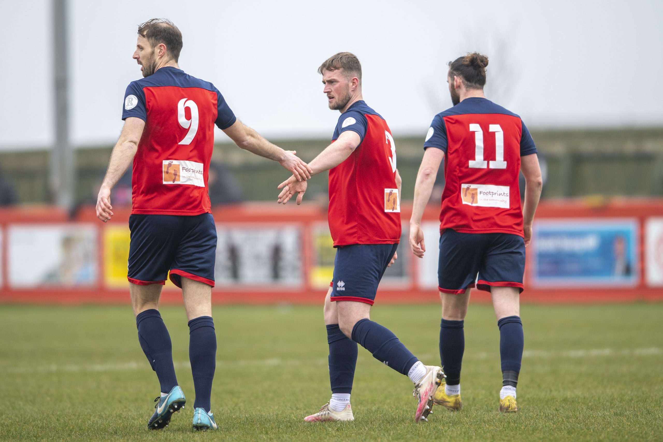 Redcar Athletic v Tow Law Town-12
