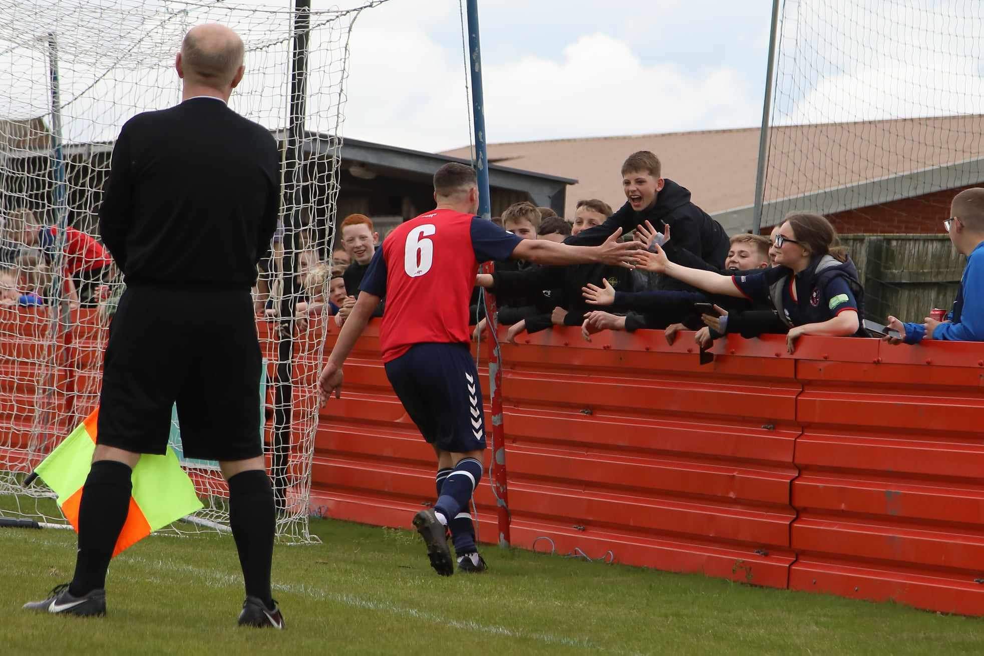 Read more about the article Matchday Information: Dave Peacock Memorial Cup