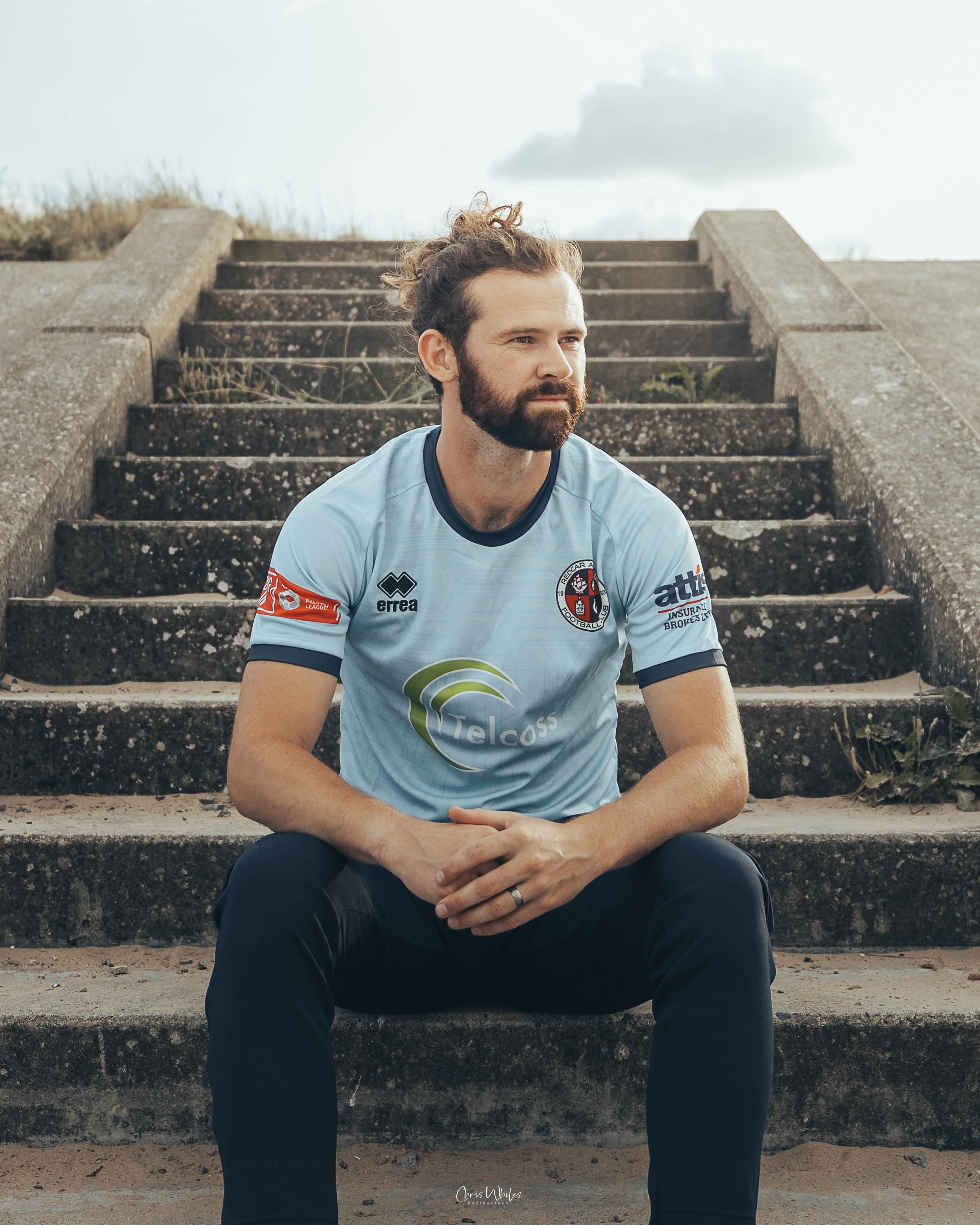 Away Kit-11